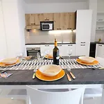 Nyaraló Galatea A *